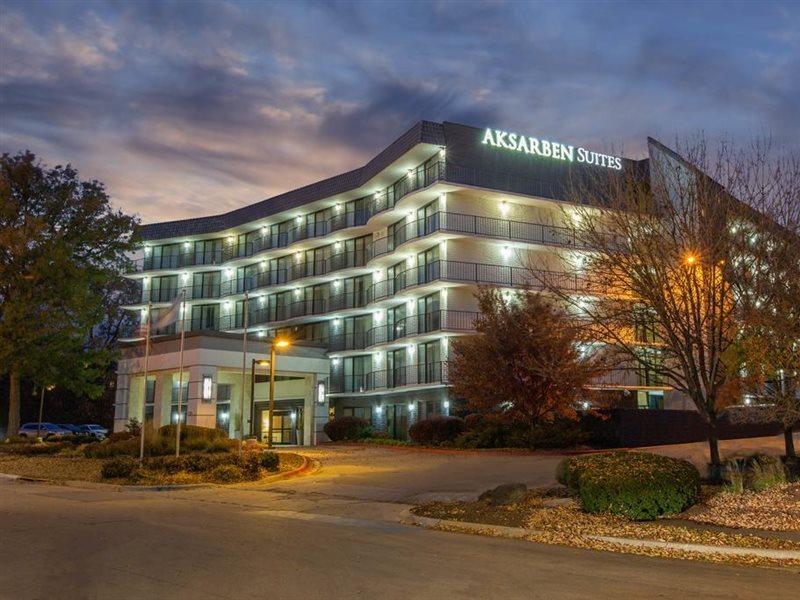 Aksarben Suites Trademark Collection By Wyndham Omaha Extérieur photo