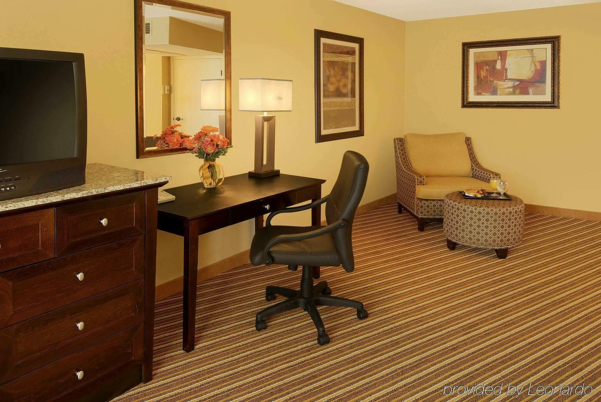 Aksarben Suites Trademark Collection By Wyndham Omaha Chambre photo